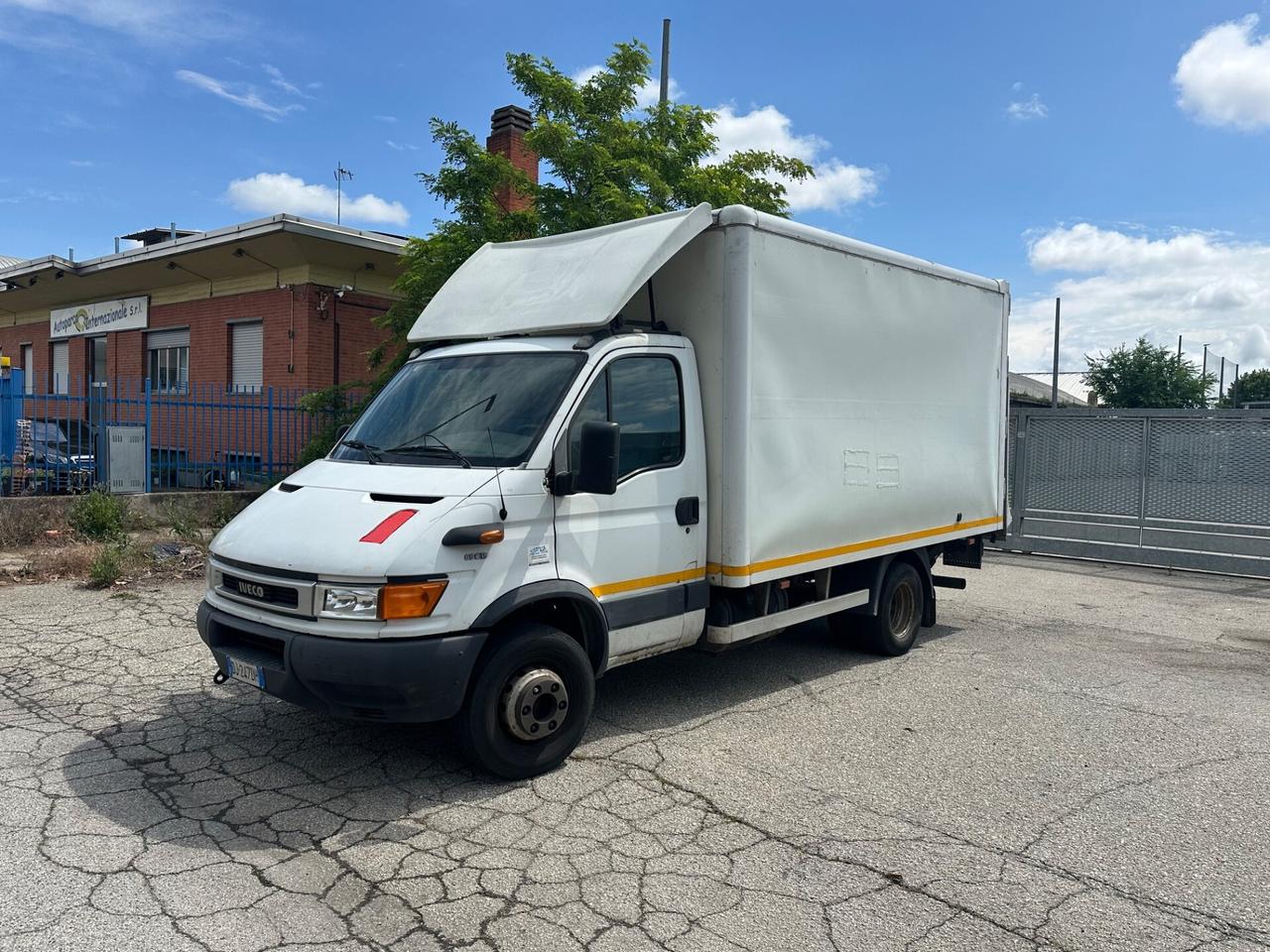 Iveco Daily 65C15 65 quintali con sponda idraulica pantene C