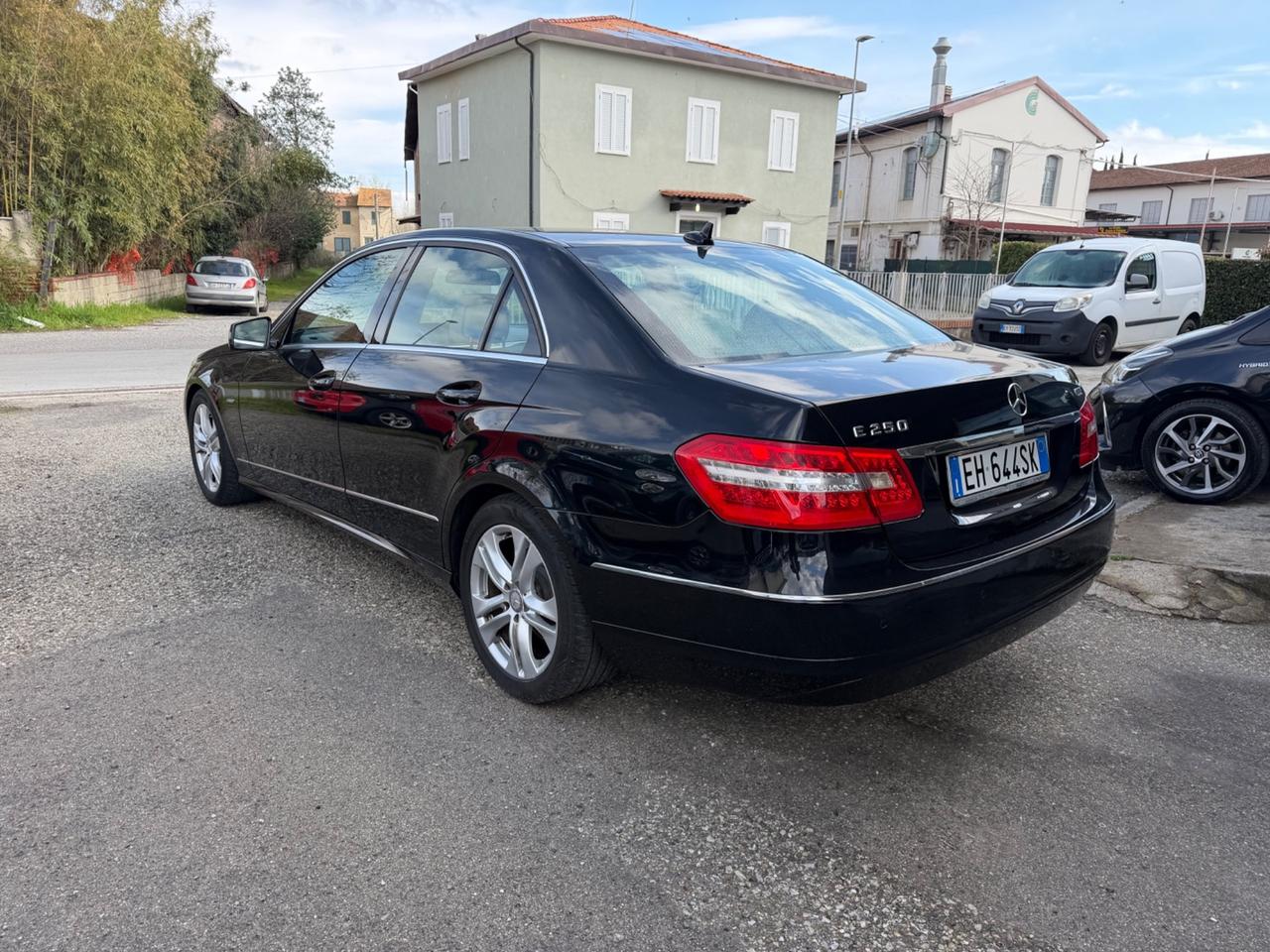 Mercedes-benz E 250 CDI BlueEFFICIENCY Avantgarde