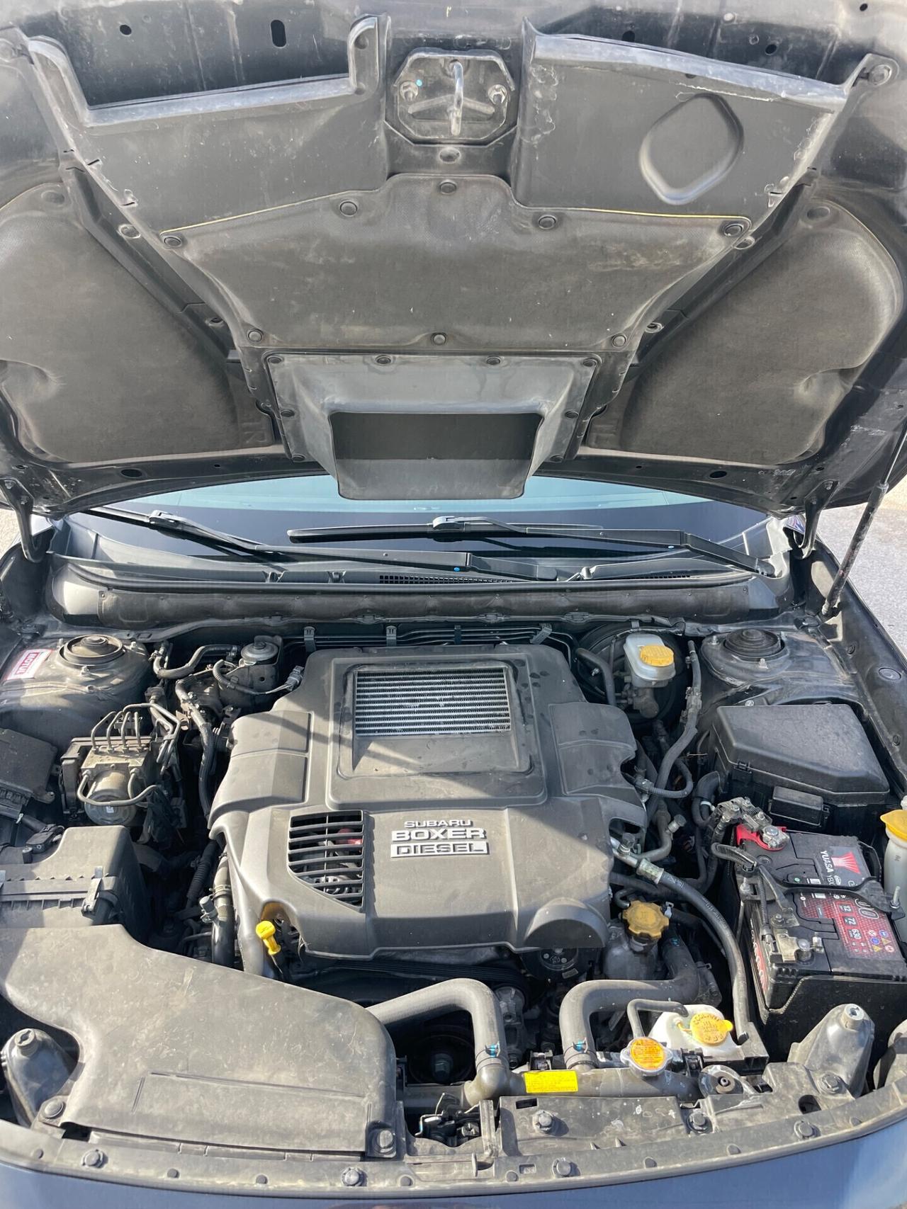 Subaru OUTBACK 2.0d Lineartronic Free