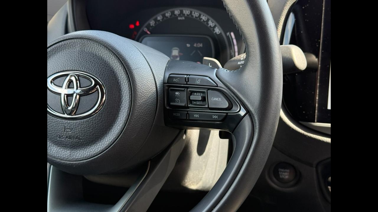 TOYOTA Aygo X 1.0B LOUNGE S-CVT - MY24