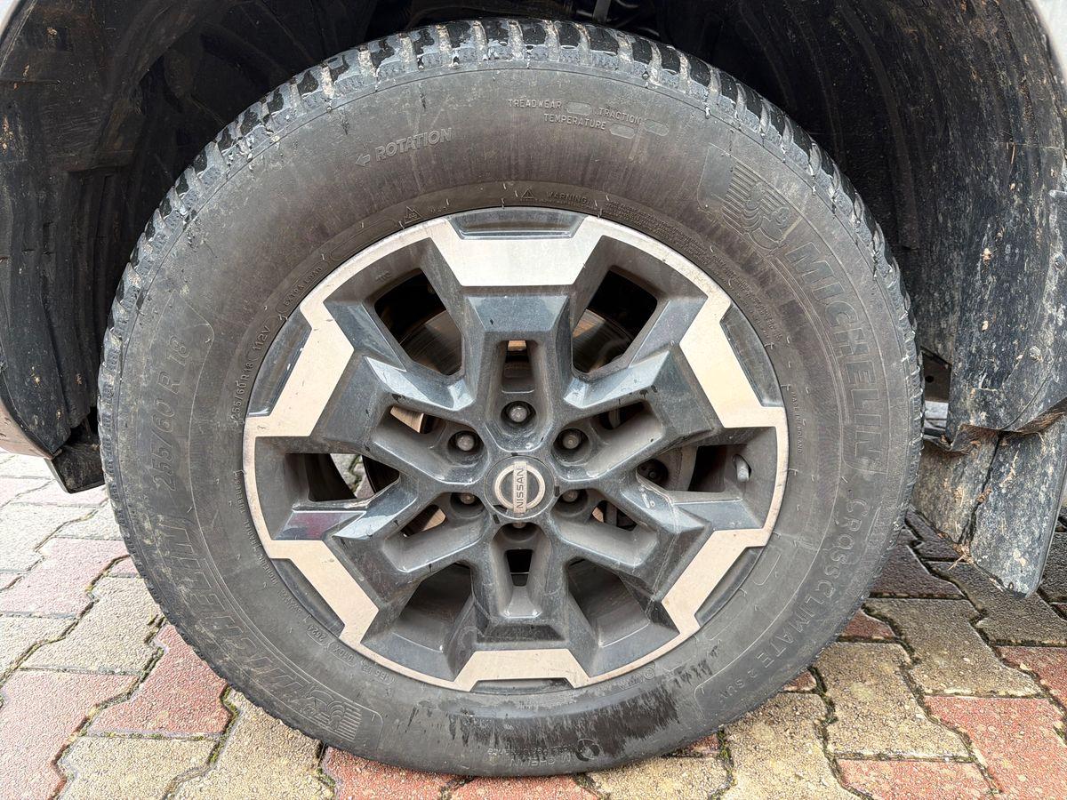 NISSAN Navara 2.3 dci d.cab Tekna 4wd 190cv auto my19