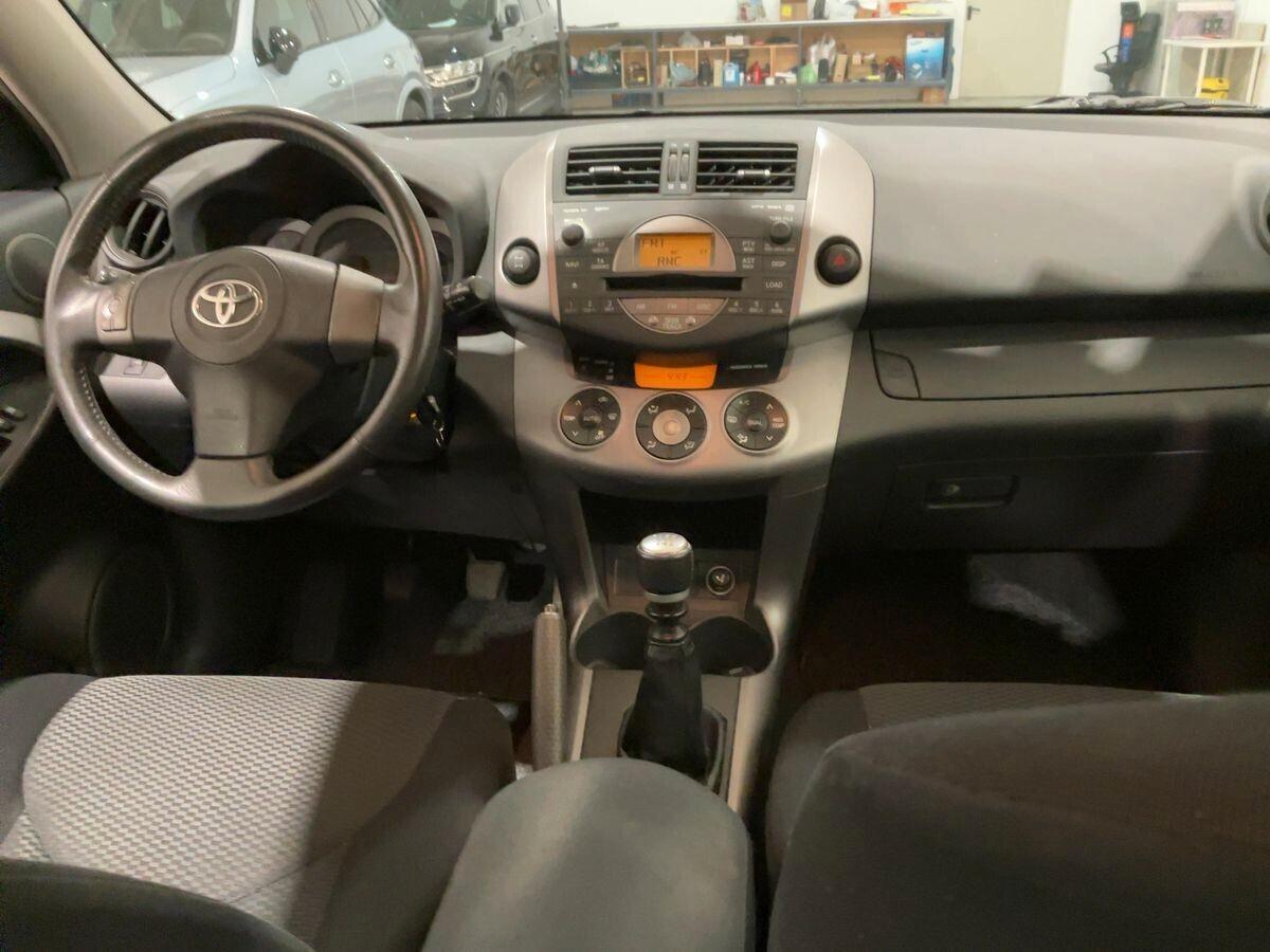 Toyota RAV 4 RAV4 2.2 Diesel 136 CV