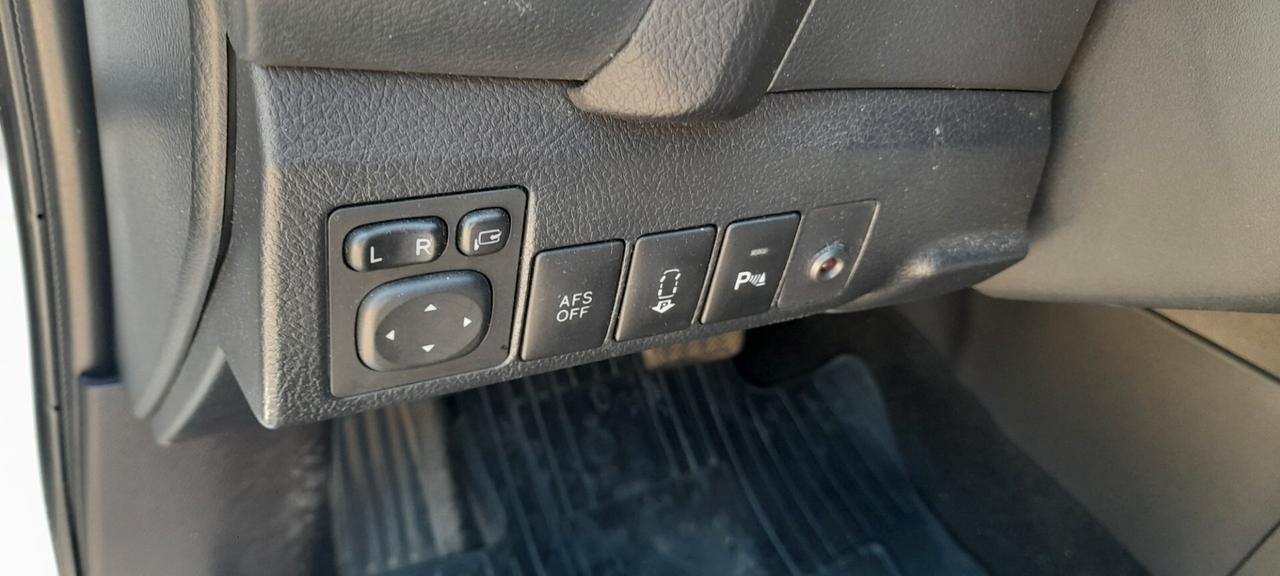 Toyota Auris 1.8 Hybrid Lounge cambio aut full