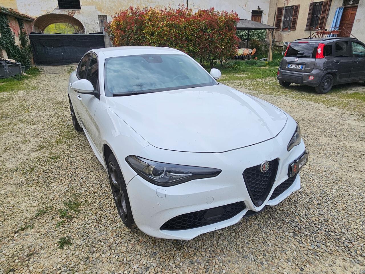 Alfa Romeo Giulia 2.2 Turbodiesel 210 CV AT8 AWD Q4 Veloce