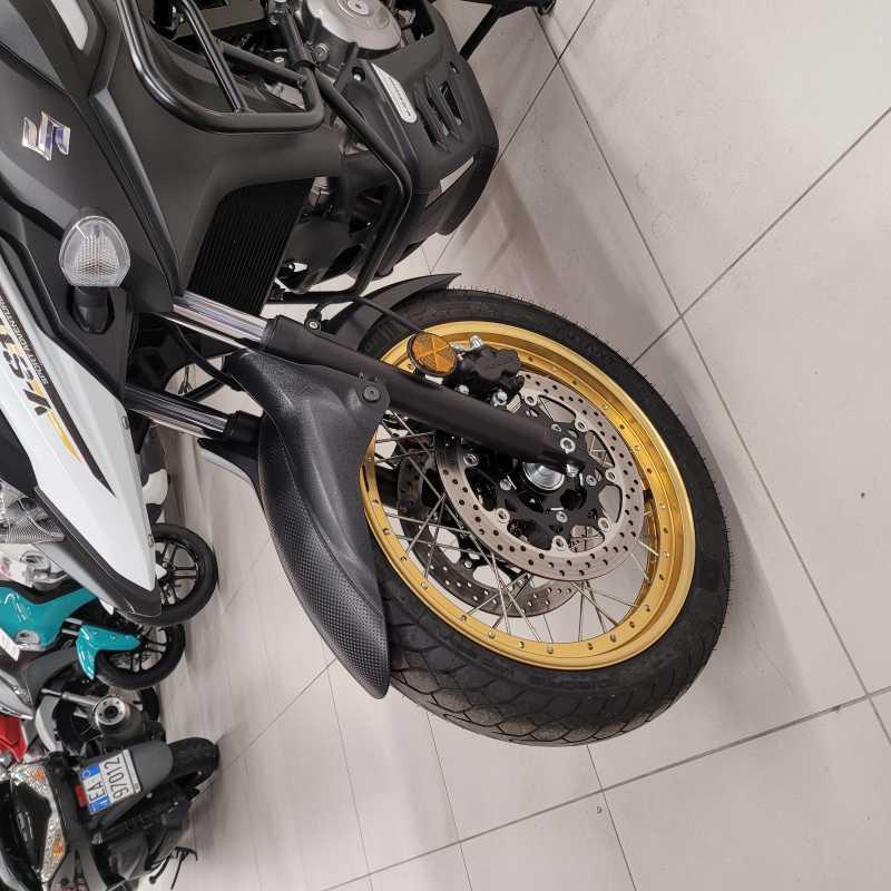 Suzuki V-Strom 650XT - 2021