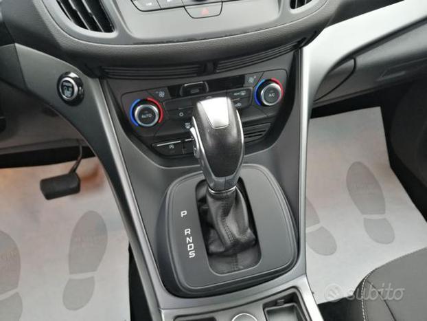 FORD Kuga 2.0 TDCI 120 CV S&S 2WD Powershift Bus