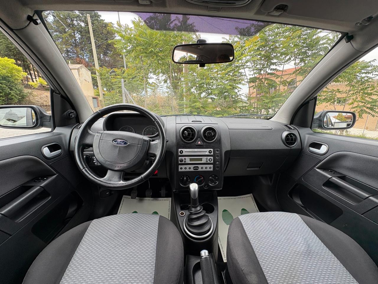 Ford Fusion 1.6 TDCi 5p. Collection