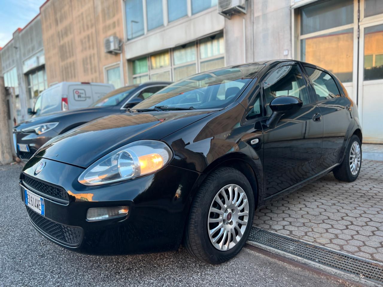 Fiat Punto 1.3 MJT II 75 CV 5 porte Street Neopatentati