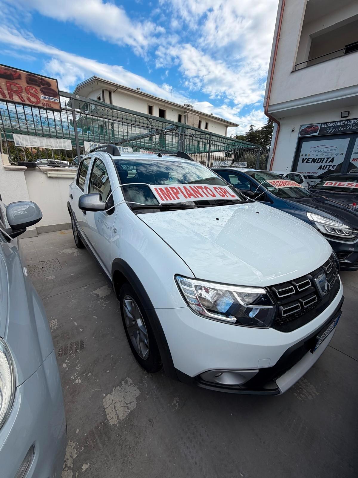 Dacia Sandero Stepway 1.0 TCe 100CV ECO-G 15th Anniversary