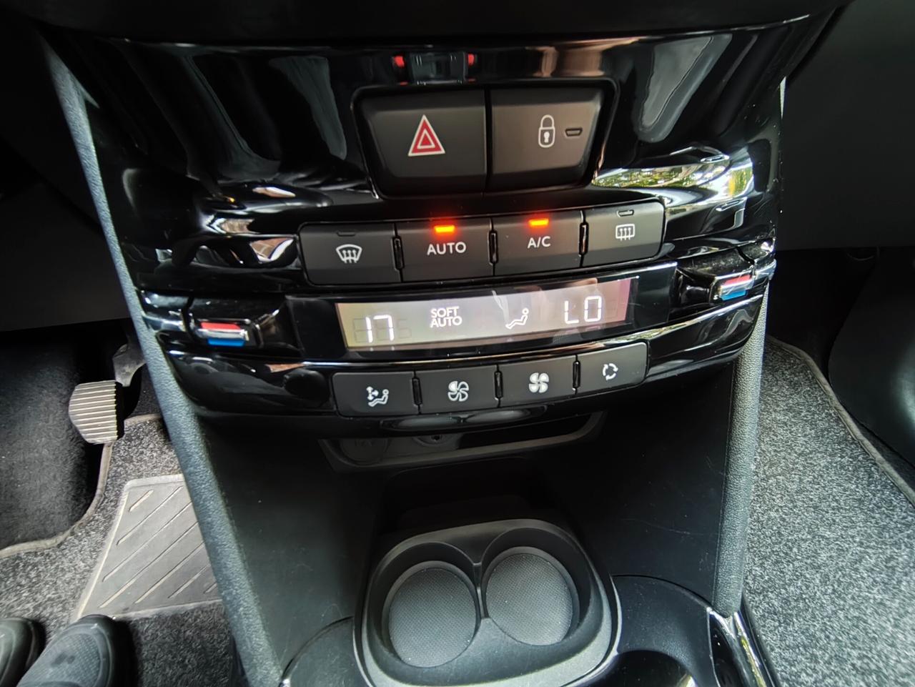 Peugeot 2008 BlueHDi Allure 2016