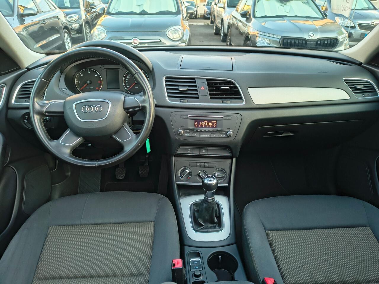 AUDI Q3 2.0 DIESEL TETTO PANORAMICO UNICOPROPRIETA