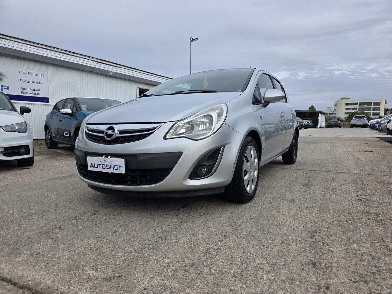Opel Corsa 1.2 5 porte Elective