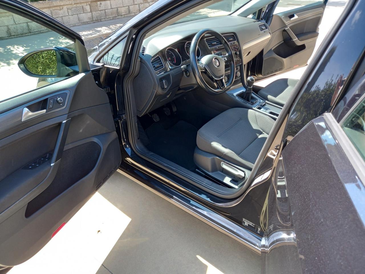 Golf 7.5 1.6 TDI 115 CV 5p 2018 NO AD BLU.