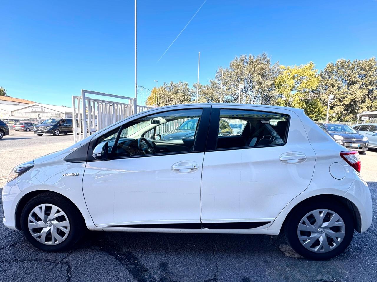 Toyota Yaris 1.5 Hybrid 5 porte Active