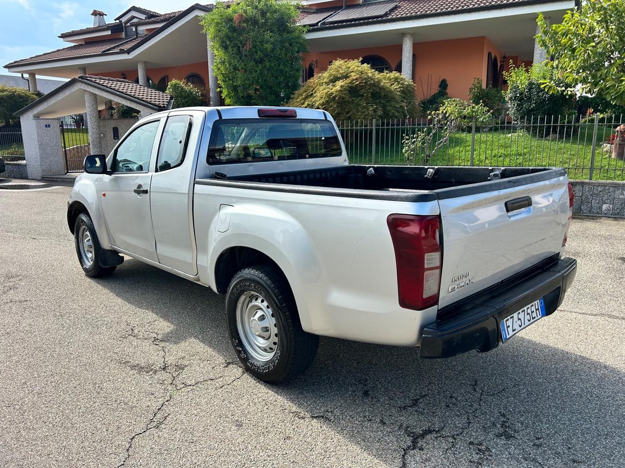 Isuzu D-Max 1.9 Space Cab Satellite 4WD A/C