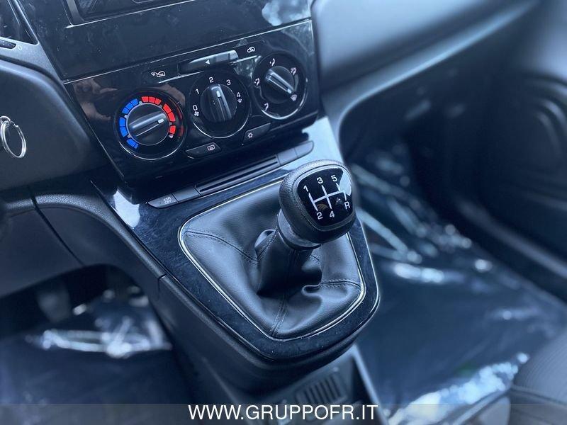 Lancia Ypsilon 1.2 69 CV 5 porte GPL Ecochic Silver