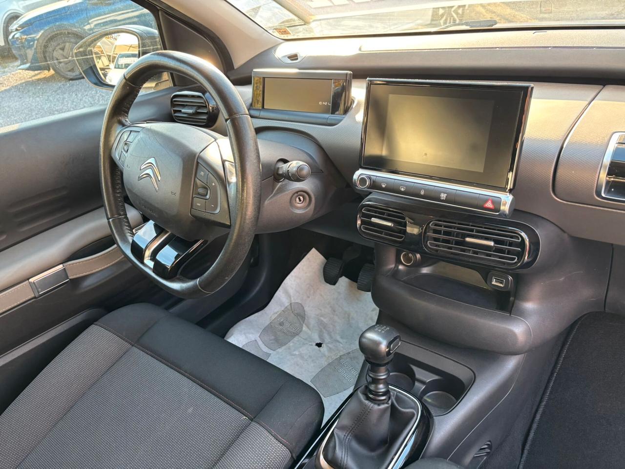 Citroen C4 Cactus BlueHDi 100 S&S Shine