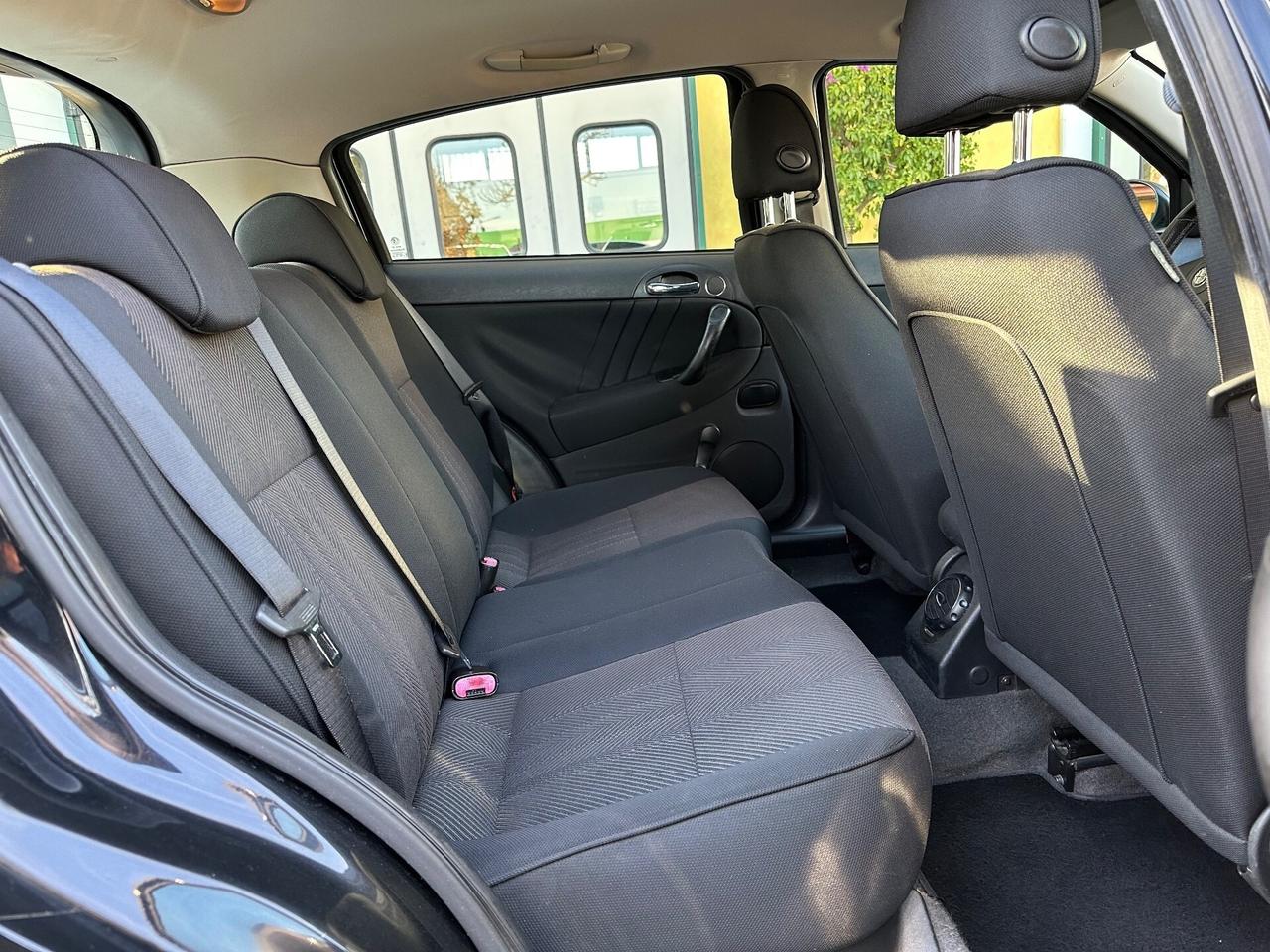 Alfa Romeo 147 1.6 GPL 105 Cv