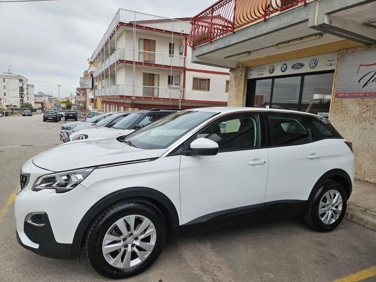 Peugeot 3008 1.6 BlueHDi 130cv AUTOMATICA FULL