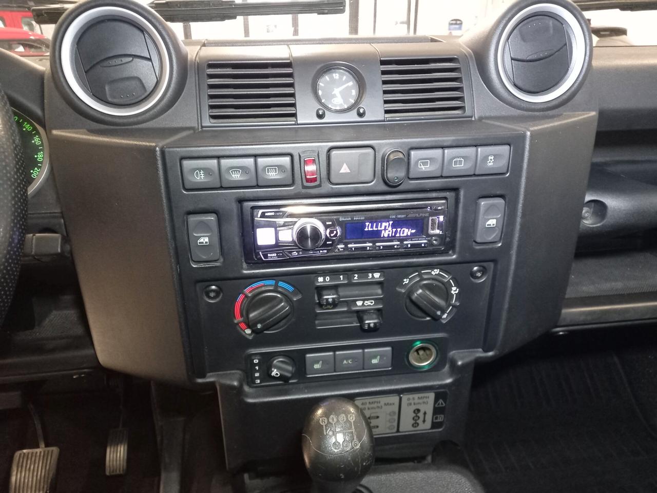 Land Rover Defender 90 2.2 EXPEDITION 032/100