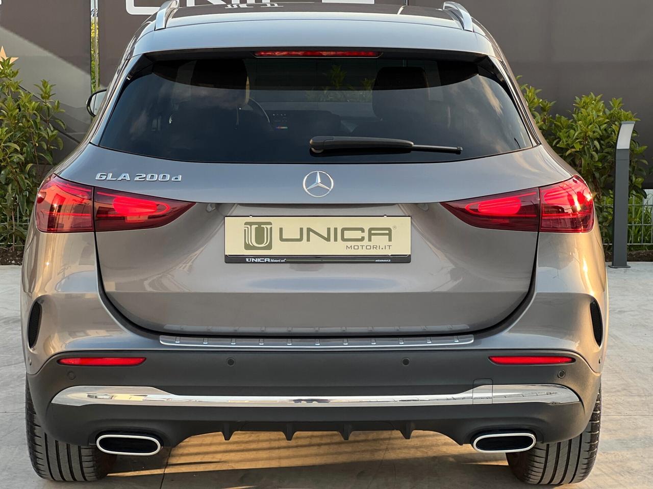 Mercedes-benz GLA 200 d 150cv AMG Premium UNICO PROPRIETARIO IVA ESPOSTA