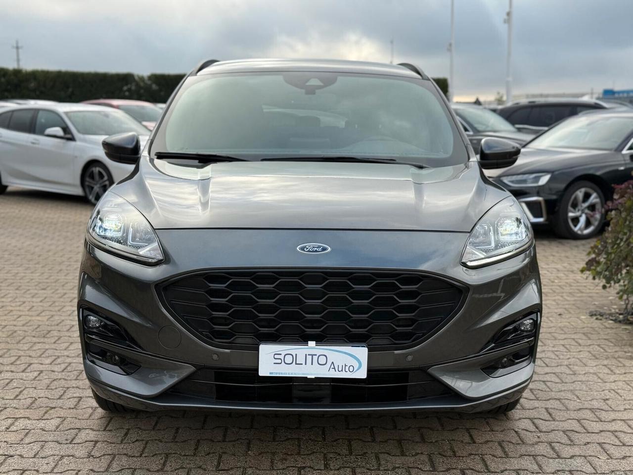 Ford Kuga 1.5 120cv ST-LINE Aut. N1 Autocarro 100% Detraibile