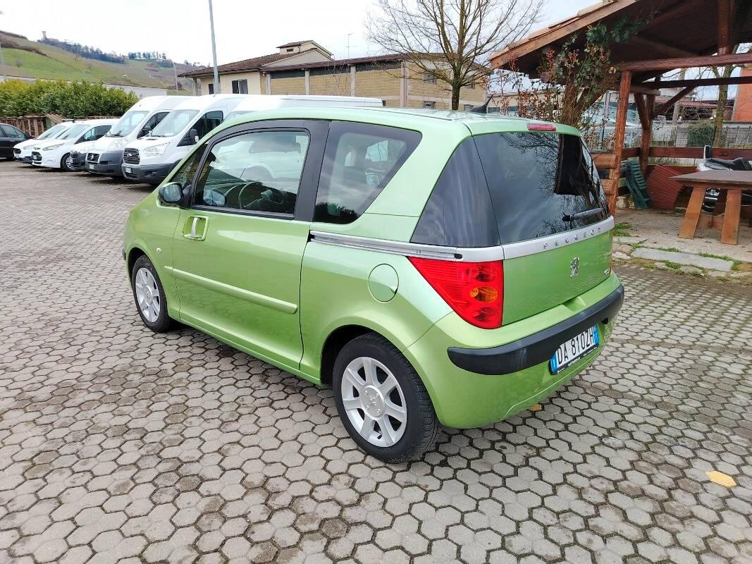 Peugeot 1007 1.4 hdi Trendy