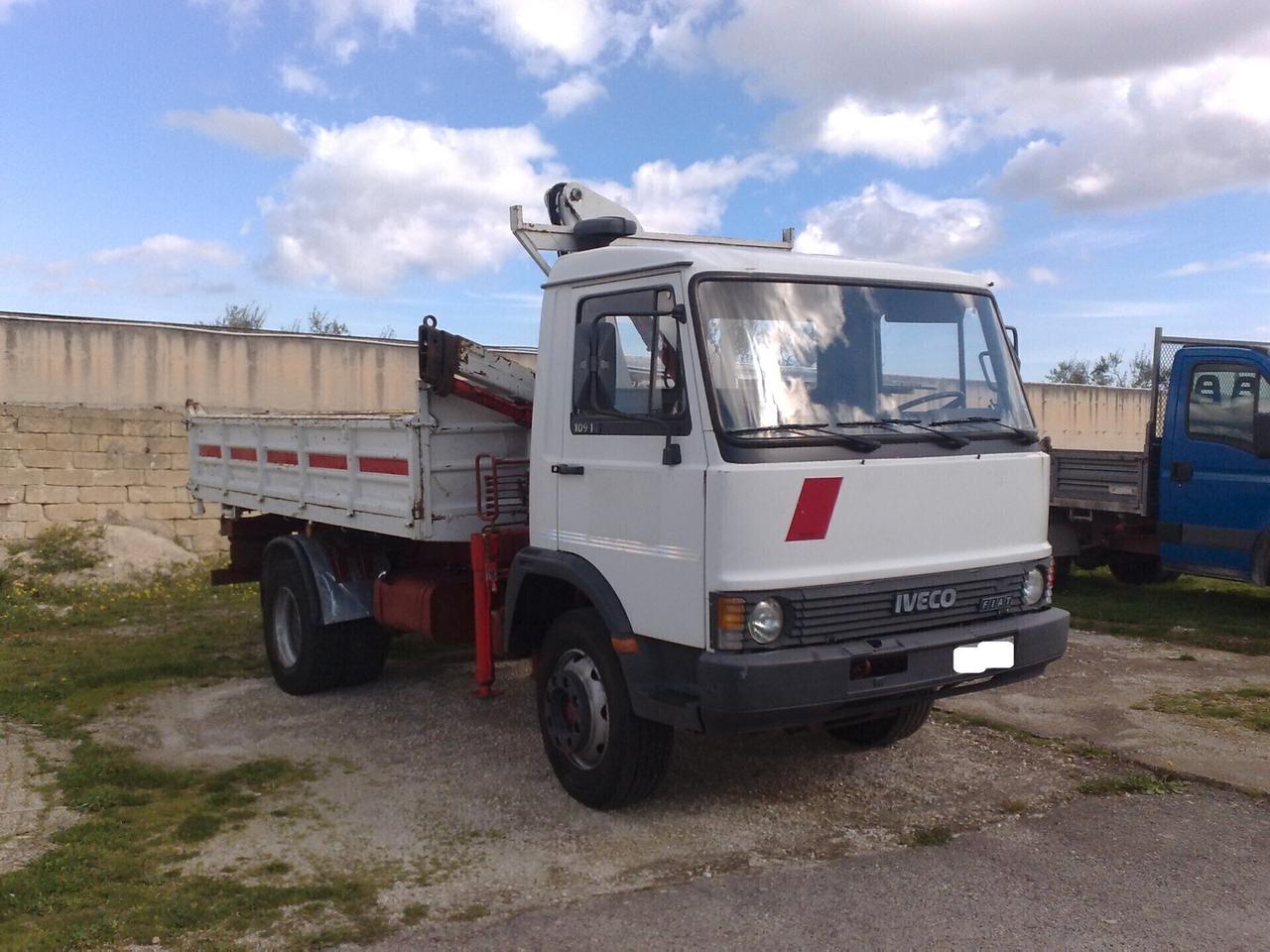 Iveco 109.14 RIBALTABILE + GRU' - 1986