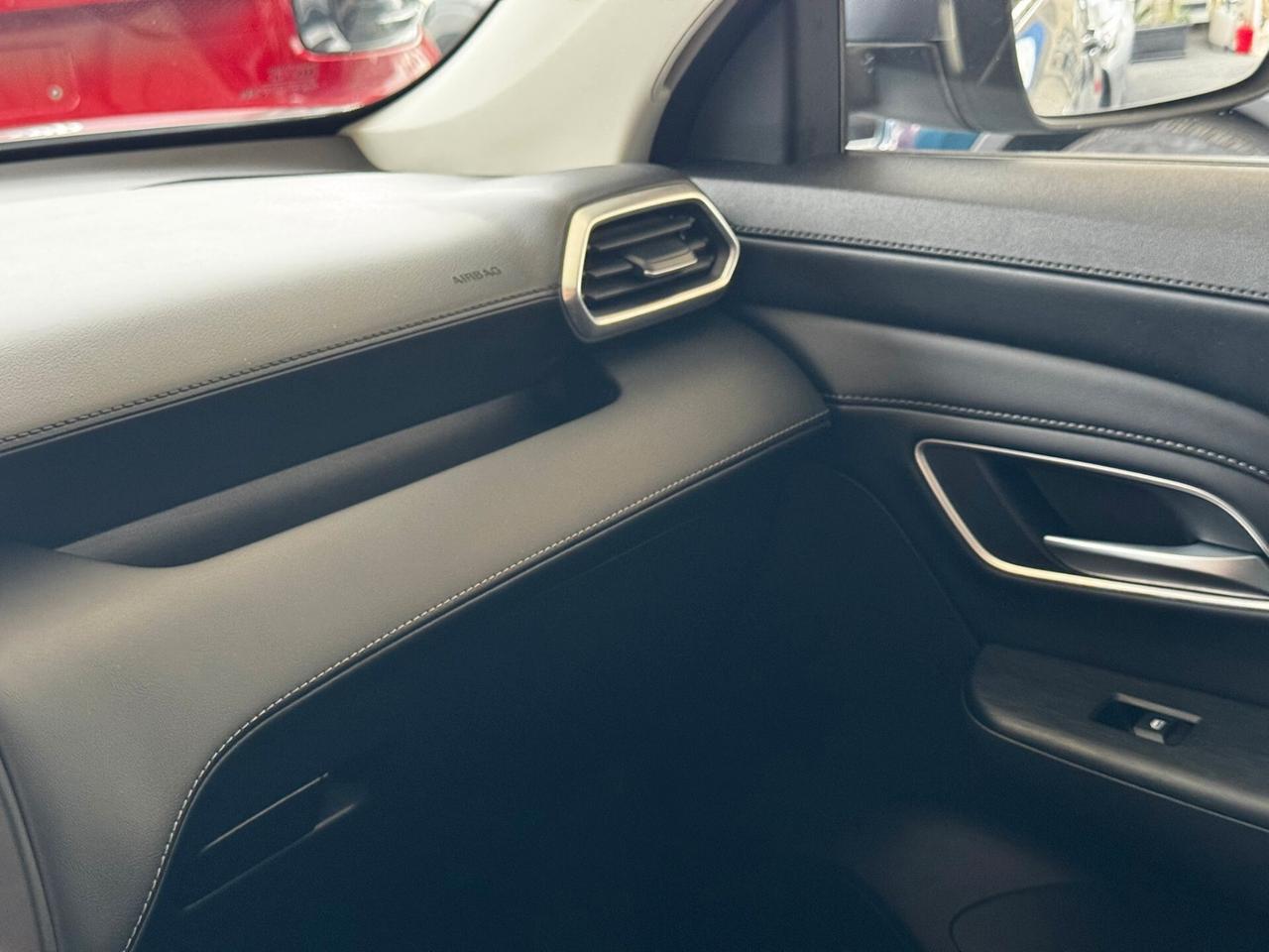 Mg ZS Hybrid+ Luxury - 2025