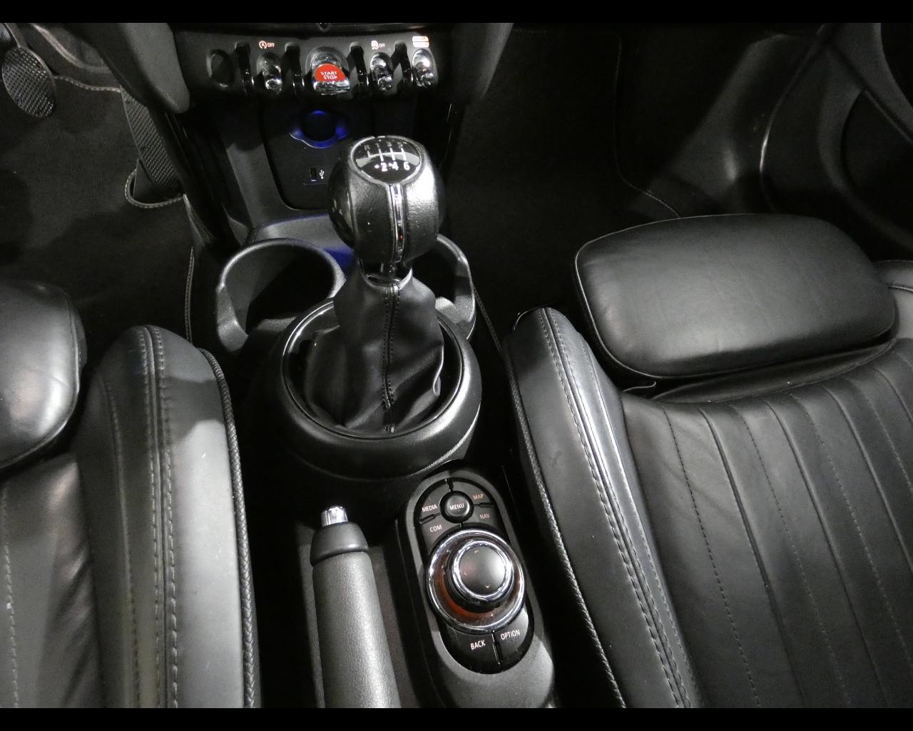 MINI Mini 5 porte (F55) - Mini 1.5 Cooper Yours 5 porte