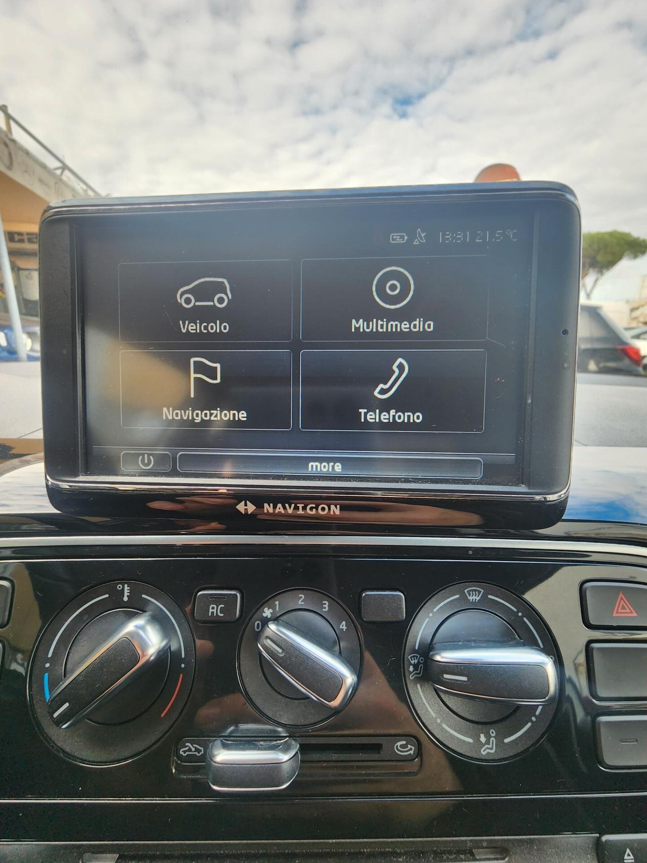 Volkswagen up! 1.0 move up - 2013