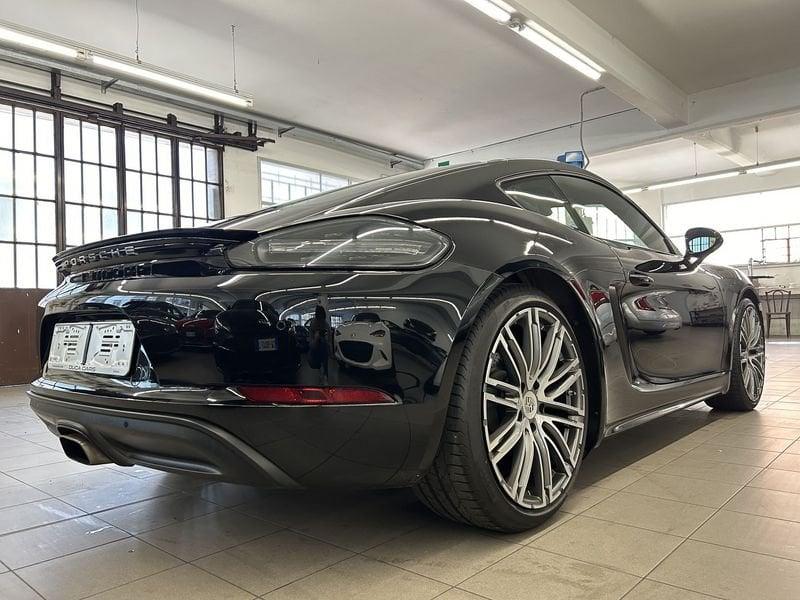 Porsche 718 Cayman 2.0