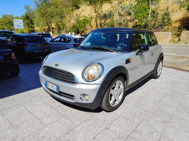 MINI Cooper 1.6 16V Cooper