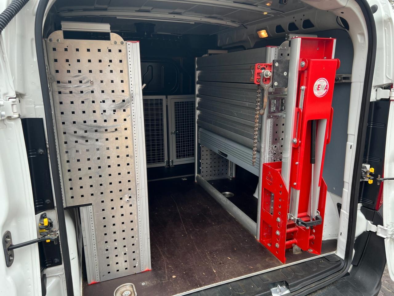 Fiat Doblo 1.4 T-Jet Natural Power PL-TN Cargo Maxi Allestito