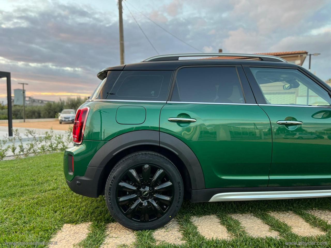MINI Mini Cooper D Essential Countryman