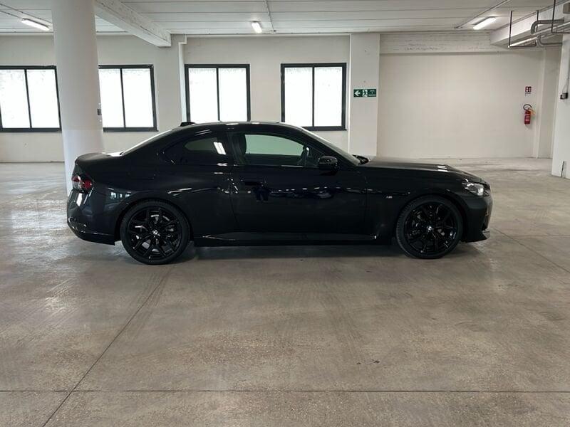 BMW Serie 2 G42 Coupe 220i Coupe MSport auto