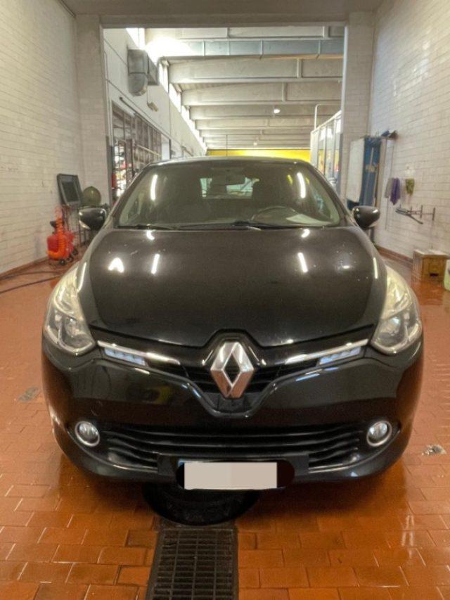RENAULT Clio 1.2 75CV 5 porte Live