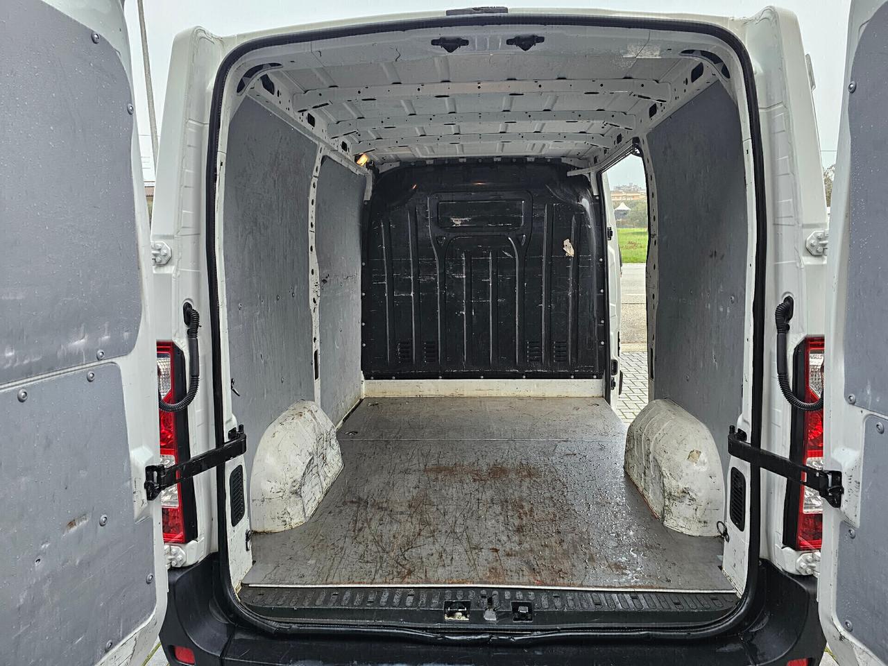 Renault Master 28 2.3 Dci PC TN 3 Posti