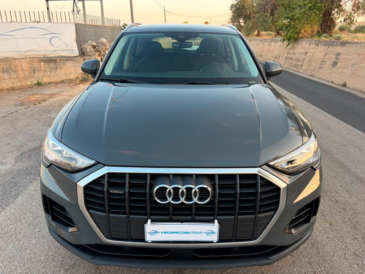 Audi Q3 35 2.0 tdi Business Advanced quattro s-tronic