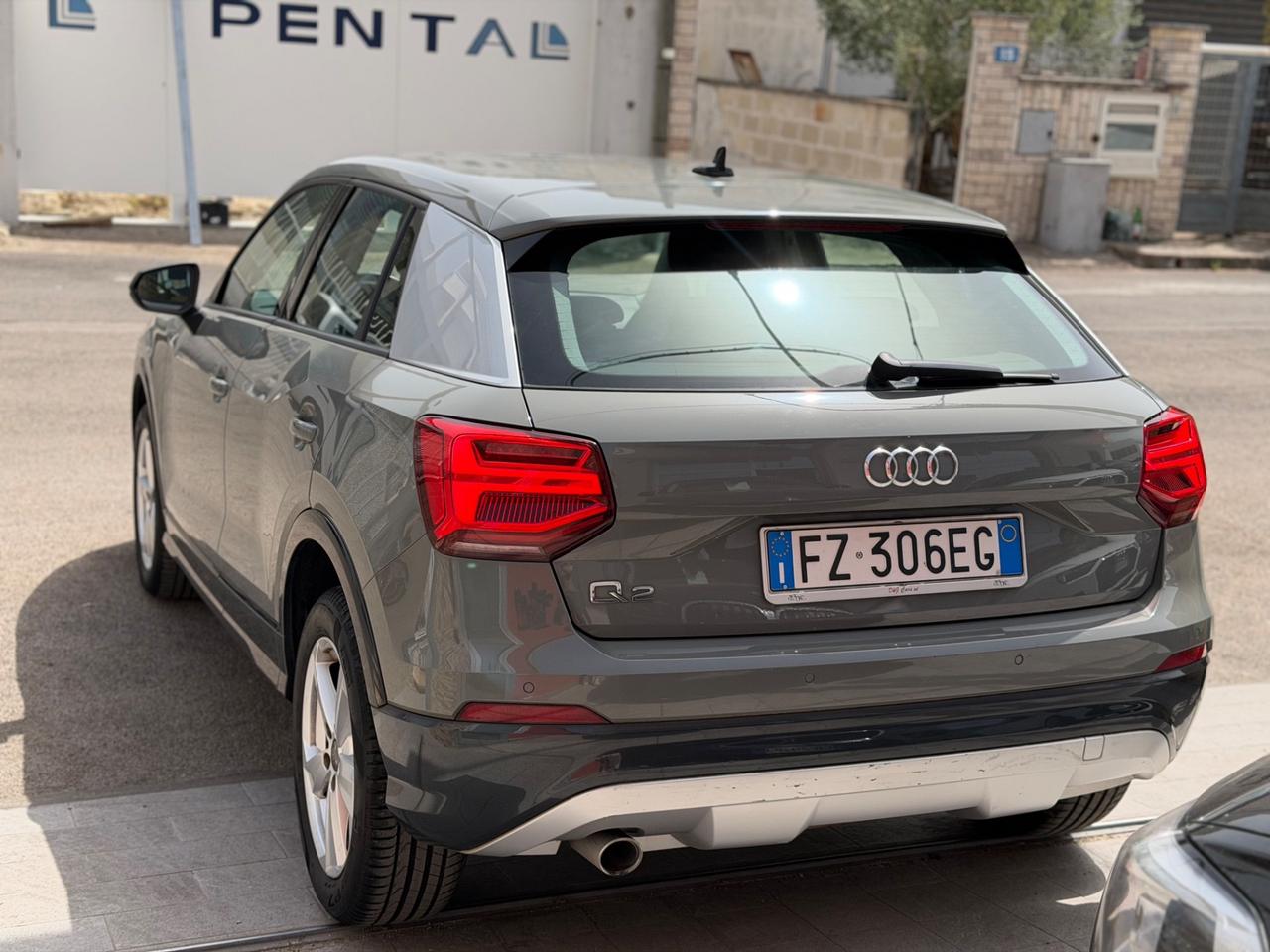 Audi Q2 1.6 116 cv Admired-2020/LED/NAVI/PARK