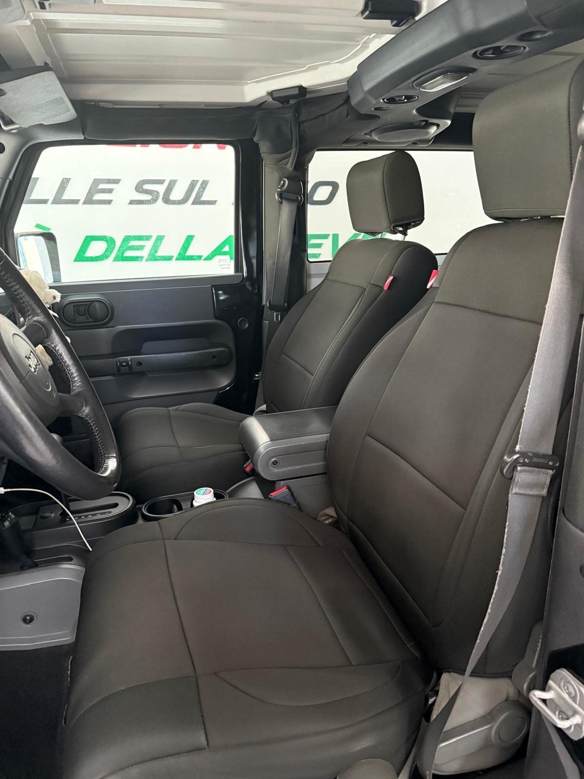 Jeep Wrangler Unlimited 2.8 CRD Sport Auto