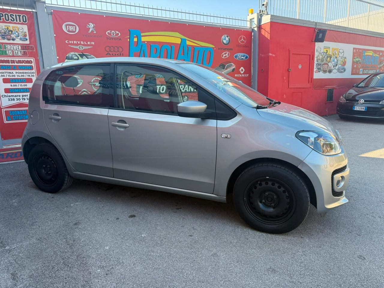 Volkswagen up! 1.0 68cv BlueMotion - 2014
