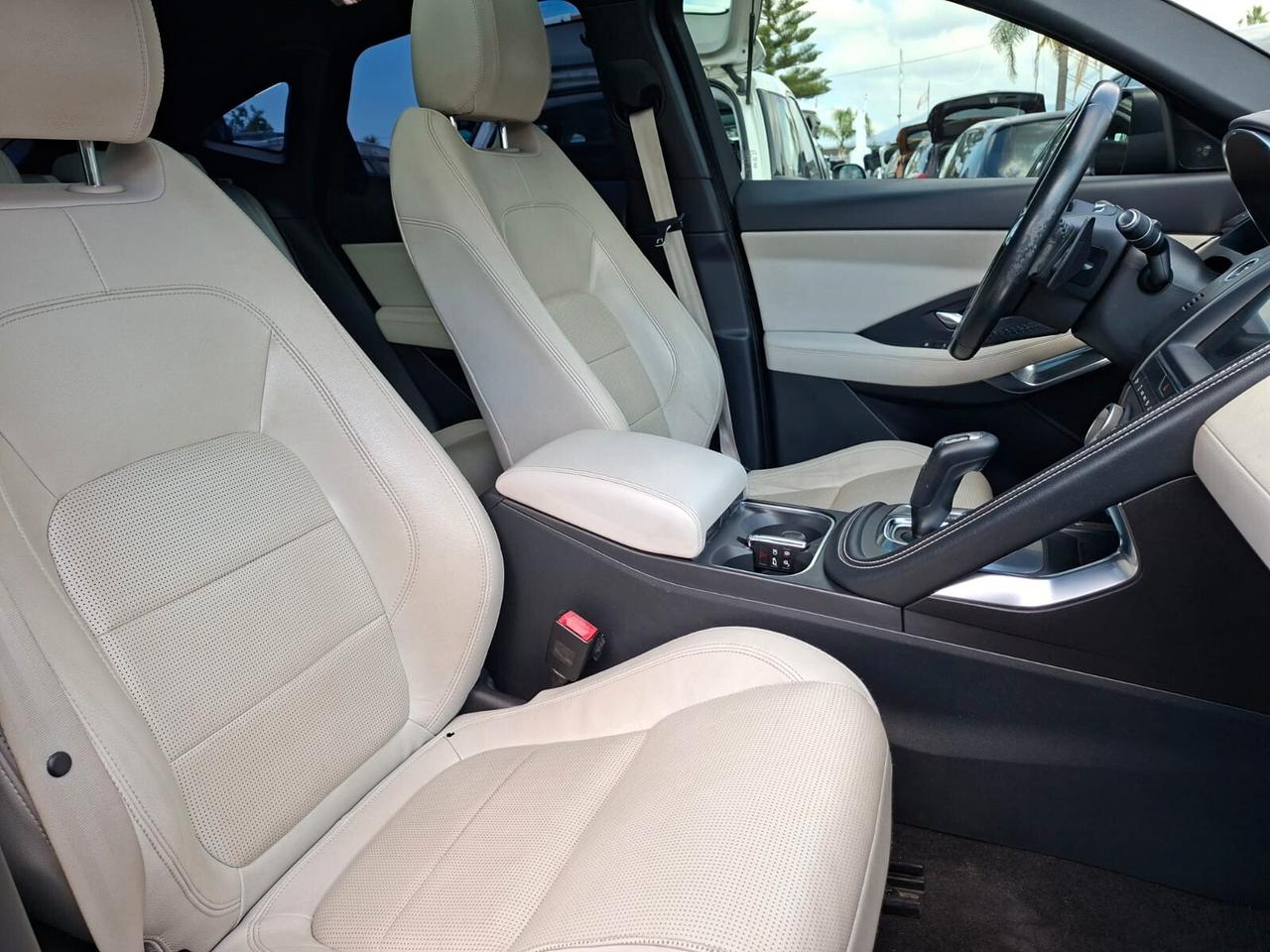 Jaguar E-Pace 2.0D 150 CV AWD aut. R-Dynamic