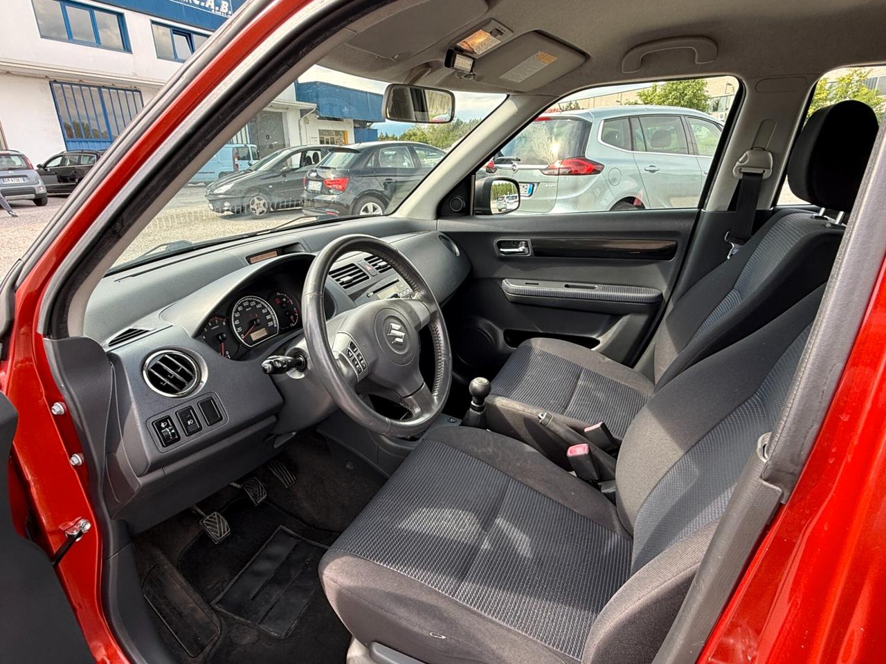 Suzuki Swift 1.3 Benz/Gpl 4x4 5p.