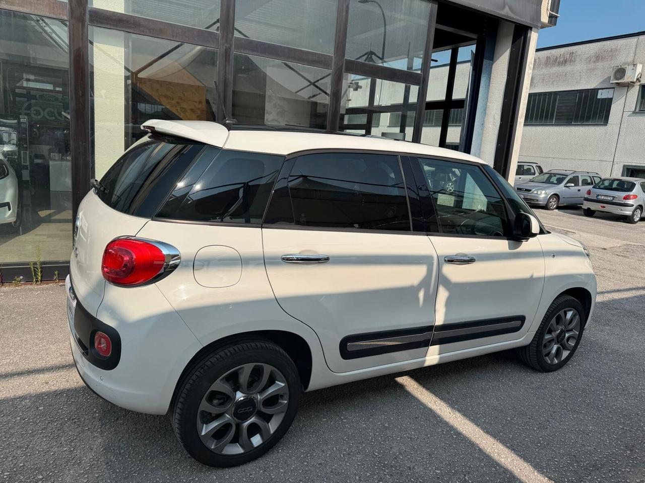 Fiat 500L 0.9 TwinAir Turbo Natural Power Lounge