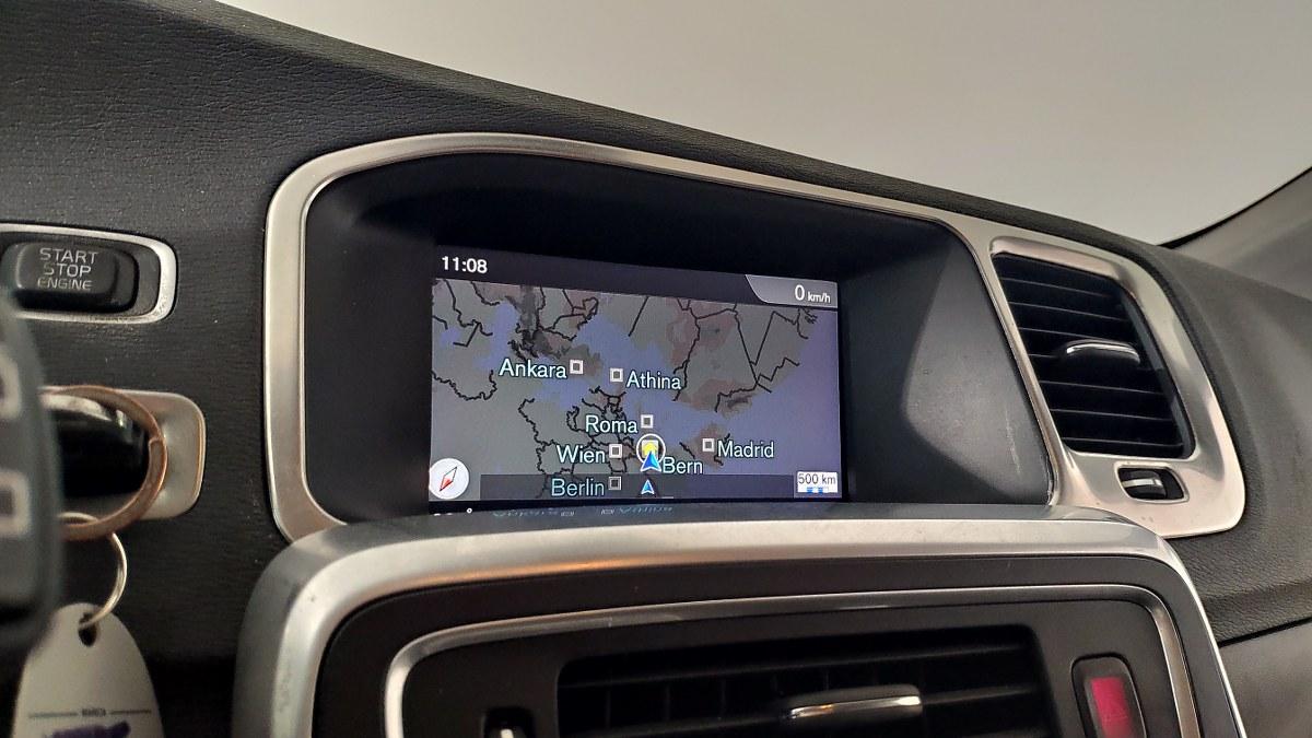 VOLVO V60 D6 Twin Engine Geartronic Summum