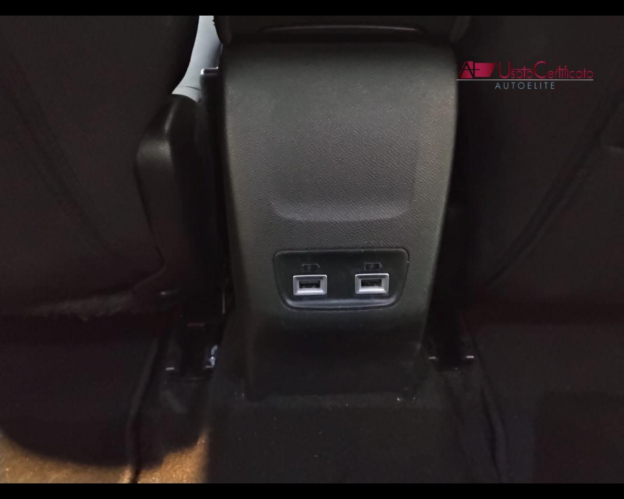 PEUGEOT 2008 BlueHDi 130 S&S EAT8 Allure