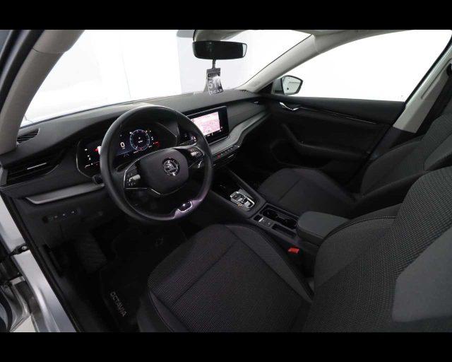 SKODA Octavia 2.0 TDI EVO SCR 150 CV DSG Wagon Executive