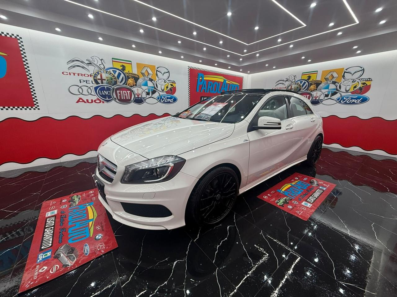 Mercedes-benz A 180 1.5 109cv Premium - 2014