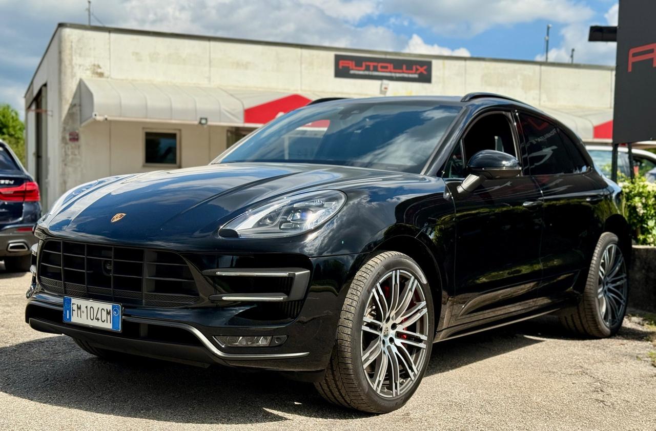 Porsche Macan 3.6 Turbo Performance PORSCHE APPROVED